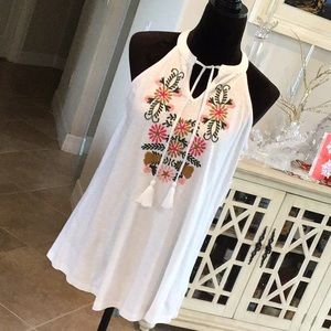 Keep in touch sleeveless top with tassel tie front, embroidered front, M, NWT